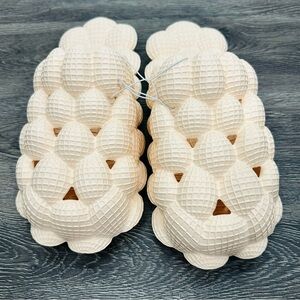Cream Bubble Textured Slide Sandals Size 44-45